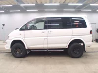 Mitsubishi DELICA лот № 3190 оценка 3.5  с аукциона в Японии 3