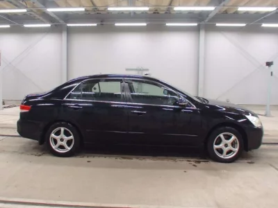 Honda INSPIRE  с аукциона в Японии