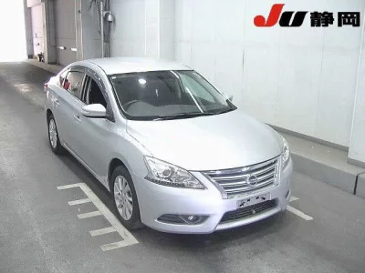 Nissan SYLPHY  с аукциона в Японии