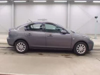 Mazda AXELA лот № 5564 оценка 3.5  с аукциона в Японии 2