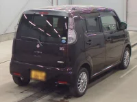 Suzuki MRWAGON лот № 5088 оценка 3.5  с аукциона в Японии 1