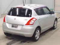 Suzuki SWIFT лот № 5584 оценка 3.5  с аукциона в Японии 1