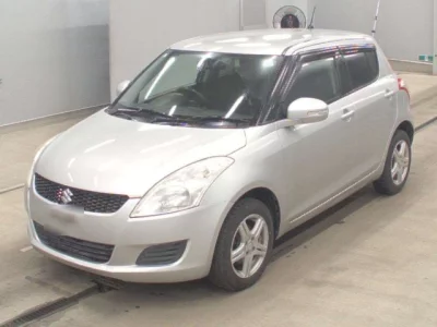 Suzuki SWIFT  с аукциона в Японии