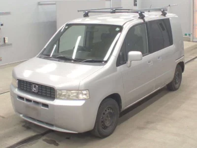 Honda Mobilio Spike