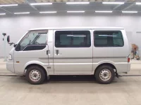 Mazda BONGO VAN лот № 3422 оценка 3.5  с аукциона в Японии 3