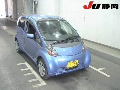 Mitsubishi i