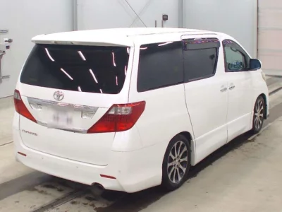 Toyota ALPHARD  с аукциона в Японии