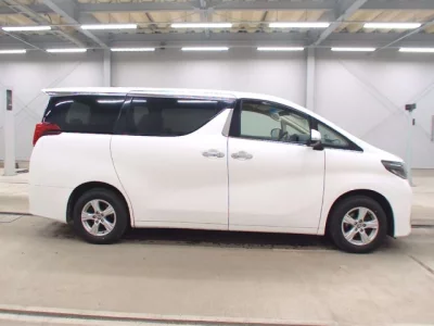 Toyota ALPHARD  с аукциона в Японии