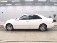 Toyota CROWN лот № 3071 оценка 3  с аукциона в Японии 3