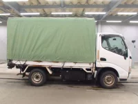 Toyota DYNA лот № 3013 оценка 3  с аукциона в Японии 2