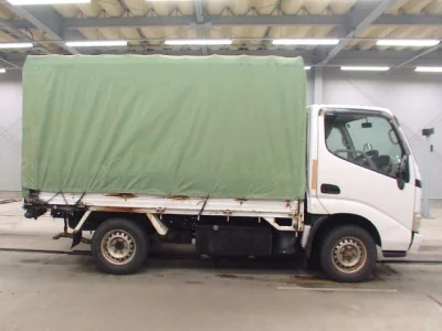 Toyota DYNA  с аукциона в Японии