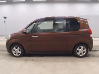 Toyota PORTE лот № 5534 оценка 3.5  с аукциона в Японии 3
