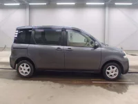 Toyota SIENTA лот № 5529 оценка 3.5  с аукциона в Японии 2