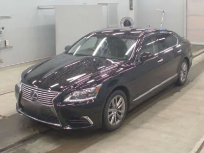 Lexus LS600hL