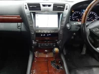 Lexus LS лот № 5538 оценка 3.5  с аукциона в Японии 8