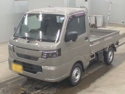 Nissan NT100 Clipper
