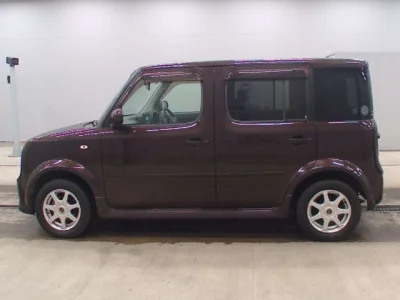 Nissan CUBE  с аукциона в Японии