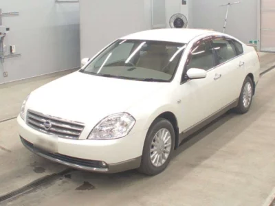 Nissan TEANA  с аукциона в Японии