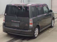 Toyota BB лот № 5548 оценка R  с аукциона в Японии 1