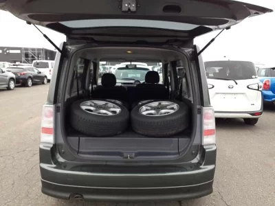 Toyota BB  с аукциона в Японии