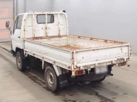 Toyota HIACE TRUCK лот № 3165 оценка R  с аукциона в Японии 5