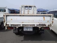 Toyota HIACE TRUCK лот № 3165 оценка R  с аукциона в Японии 8