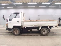 Toyota HIACE TRUCK лот № 3165 оценка R  с аукциона в Японии 3