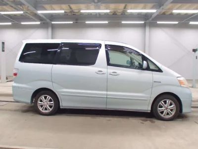 Toyota ALPHARD  с аукциона в Японии