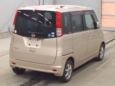 Nissan ROOX