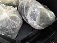 Nissan NOTE лот № 2077 оценка 4  с аукциона в Японии 9