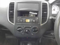 Nissan WINGROAD лот № 5569 оценка 3.5  с аукциона в Японии 8