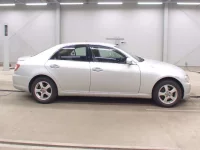 Toyota MARK X лот № 9039 оценка 3.5  с аукциона в Японии 2