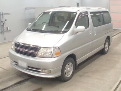 Toyota GRANVIA  с аукциона в Японии