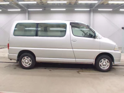 Toyota GRANVIA  с аукциона в Японии