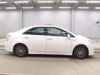 Toyota SAI лот № 9030 оценка 4  с аукциона в Японии 2