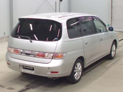 Toyota GAIA  с аукциона в Японии