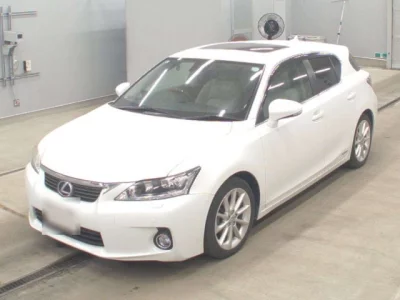 Lexus CT  с аукциона в Японии