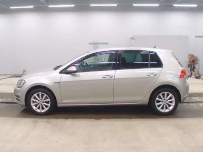 Volkswagen Golf  с аукциона в Японии