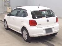 Volkswagen Polo лот № 3434 оценка 4  с аукциона в Японии 5