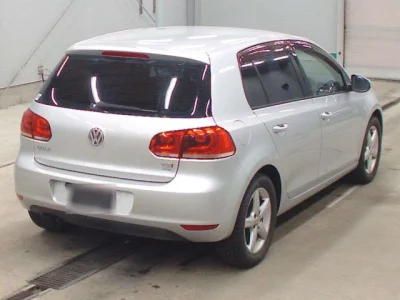 Volkswagen Golf  с аукциона в Японии