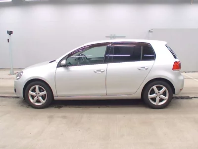 Volkswagen Golf  с аукциона в Японии