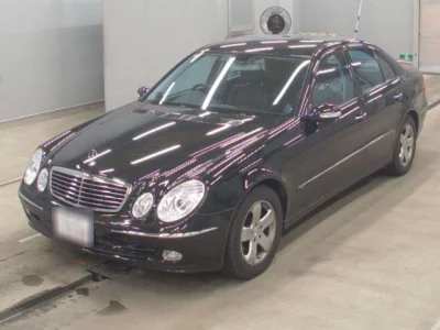 Mercedes-Benz E CLASS  с аукциона в Японии