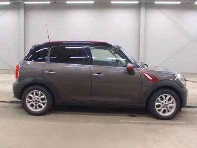MINI Crossover