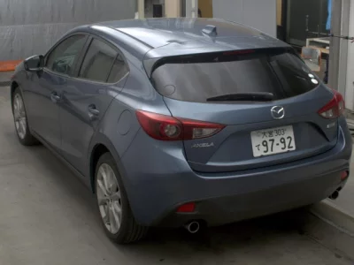 Mazda Axela