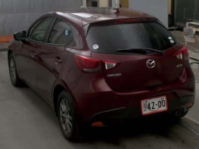 Mazda Demio