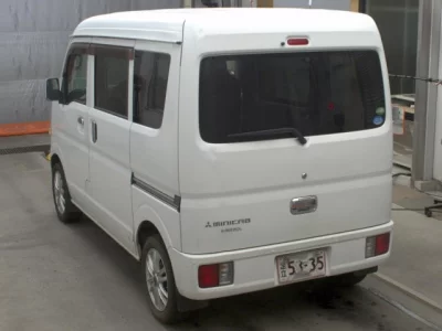 Mitsubishi Minicab Van