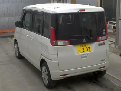 Suzuki Spacia