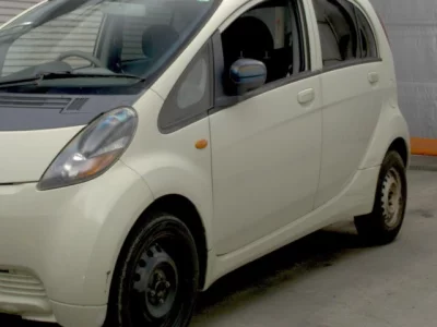 Mitsubishi I  с аукциона в Японии