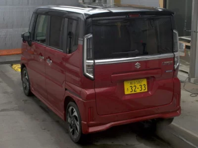 Suzuki Spacia