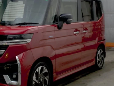 Suzuki Spacia